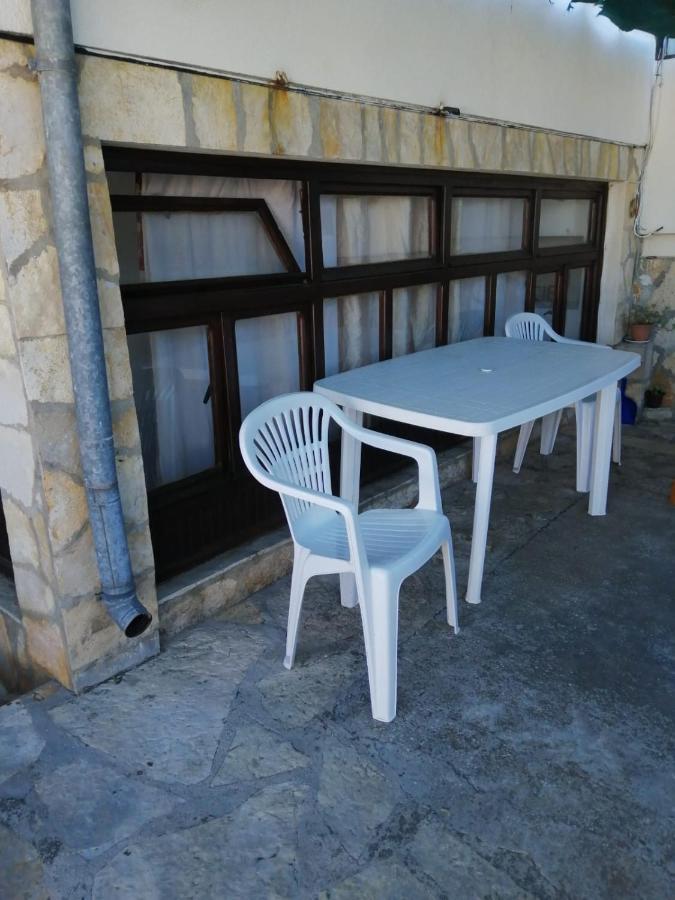 Apartmani Rosanda 2 Petrcane Eksteriør billede